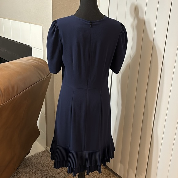 Maggy London short sleeved, pleated dress - Picture 2 of 5